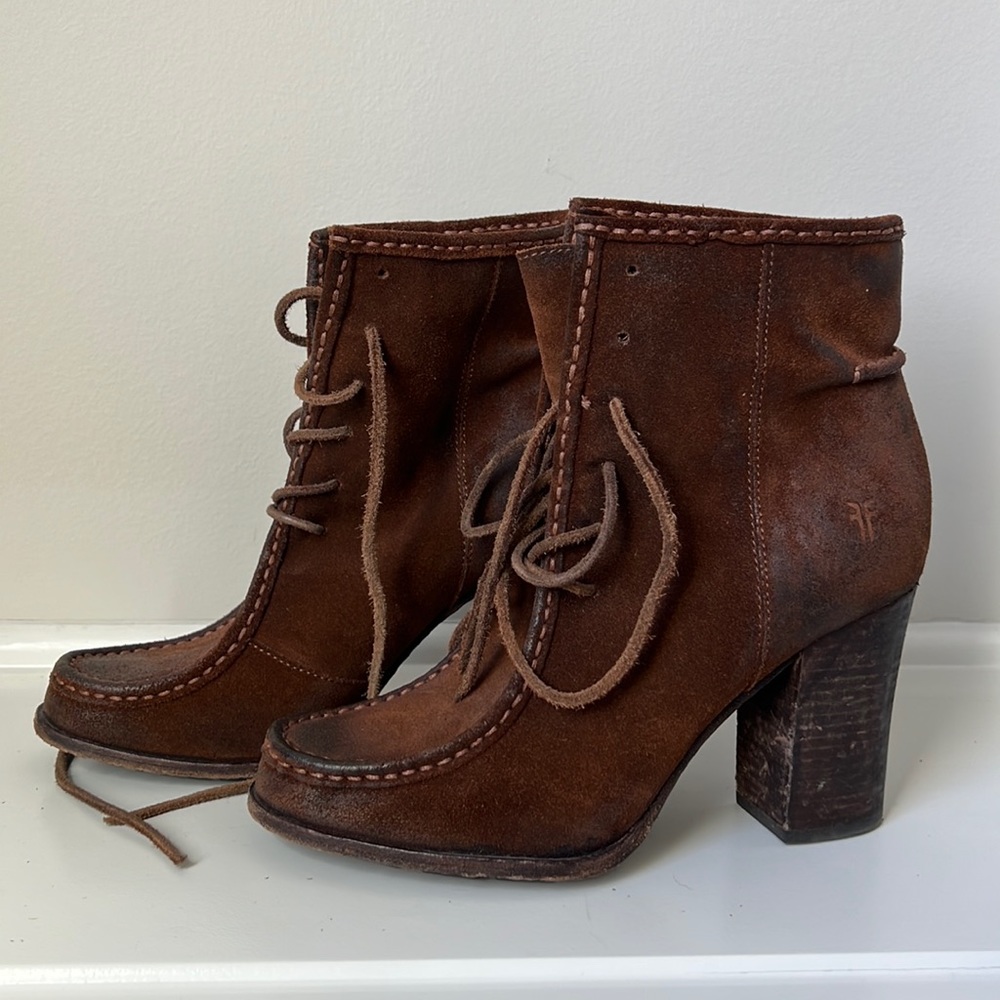 Frye brown suede lace up booties. Size 9.